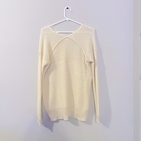 Knitted long sleeve sweater - Picture 2 of 3